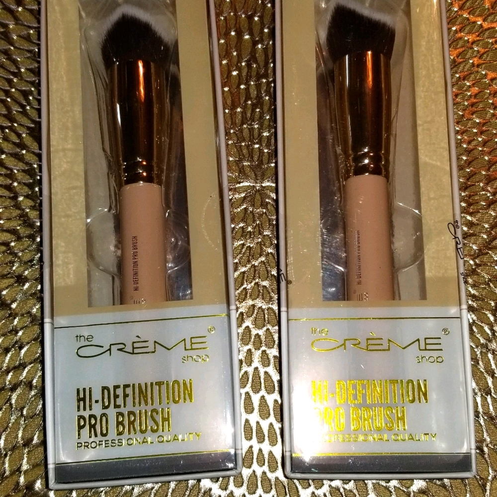 Set of 2 CREME STORE Make up brushes